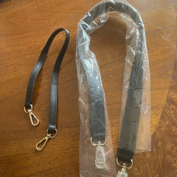 Mina Baie Full Kinney Backpack-Black Full Grain Leather (not Vegan) - Picture 8 of 9